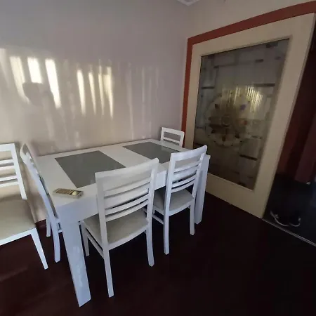 Apartment City Center 3 Bedroom Near American Embassy *